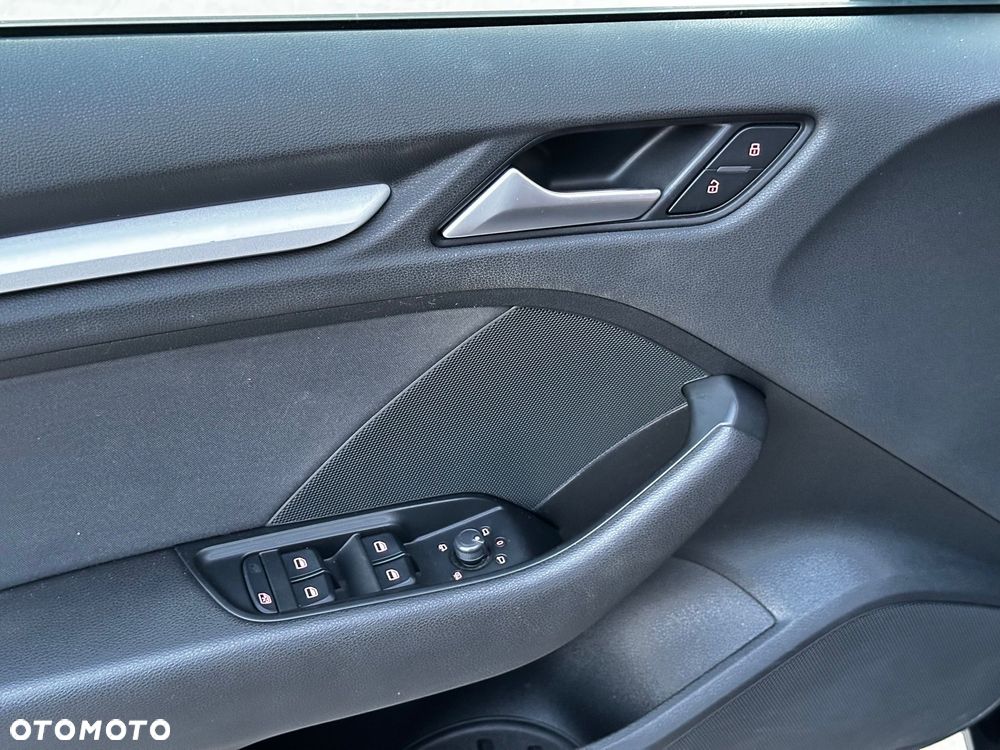 Audi A3 Sportback - 8