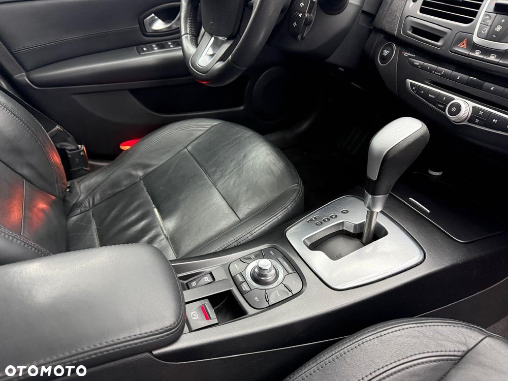 Renault Laguna 2.0 DCi Initiale - 10