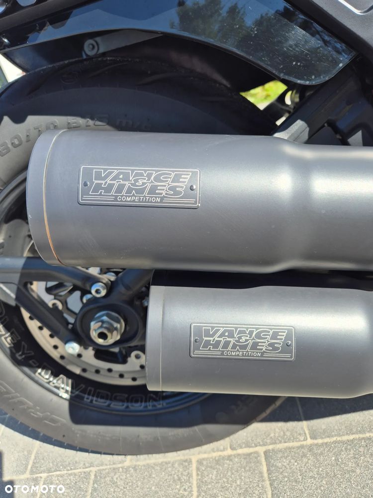 Harley-Davidson Softail Fat Bob - 15