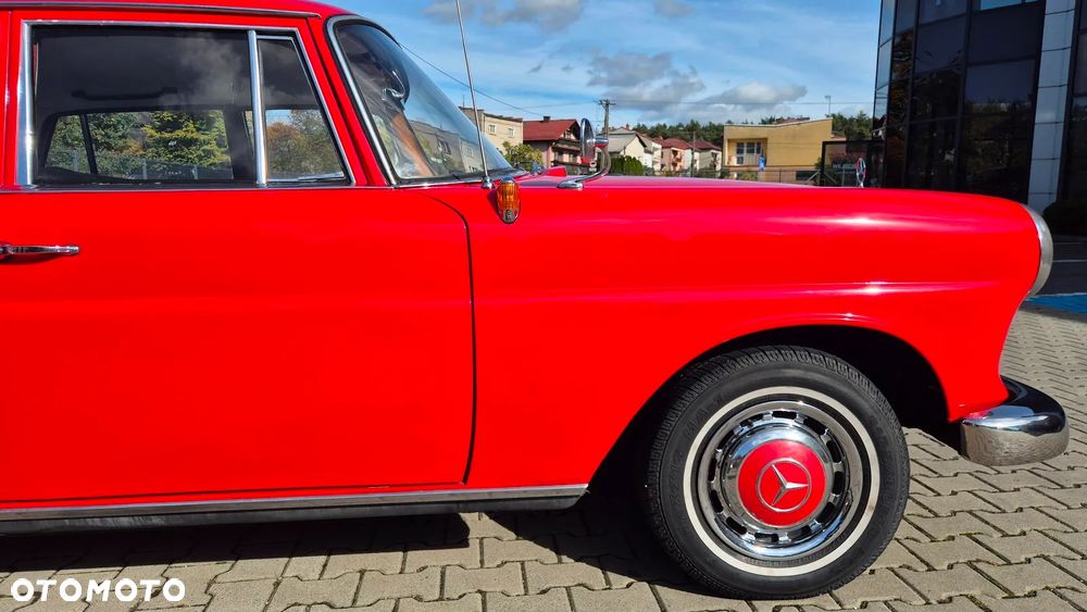 Mercedes-Benz Inny - 7