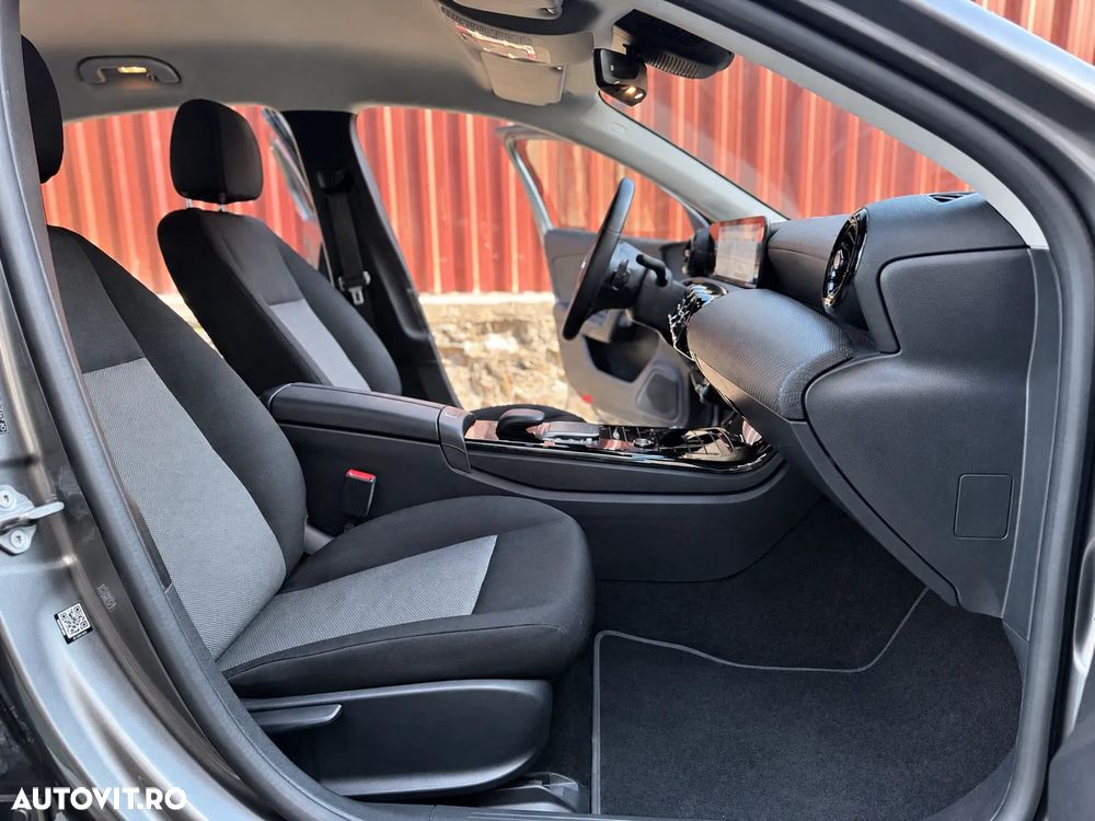 Mercedes-Benz A 180 d 8G-DCT Advanced Progressive - 18