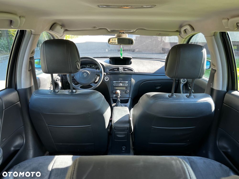 Renault Laguna 1.9 dCi Luxe Privilege - 14
