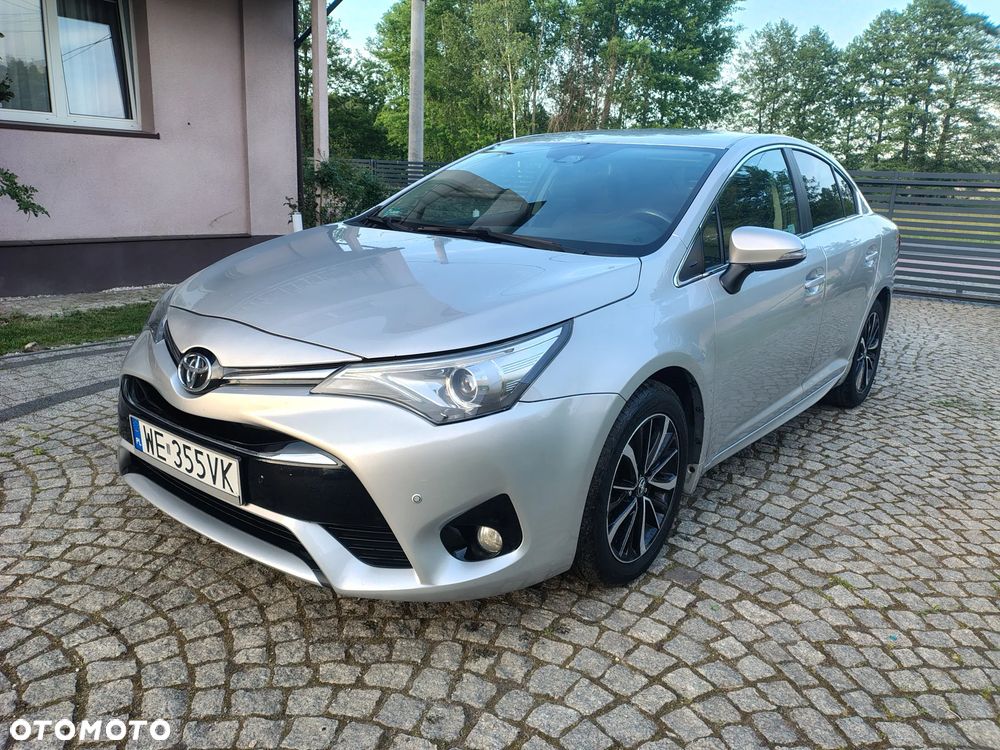 Toyota Avensis 2.0 D-4D Premium - 1