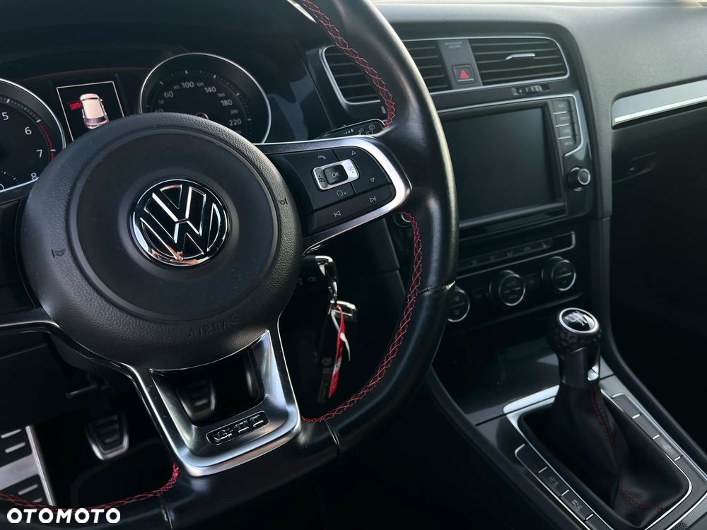 Volkswagen Golf 2.0 TSI BMT GTI Performance - 17