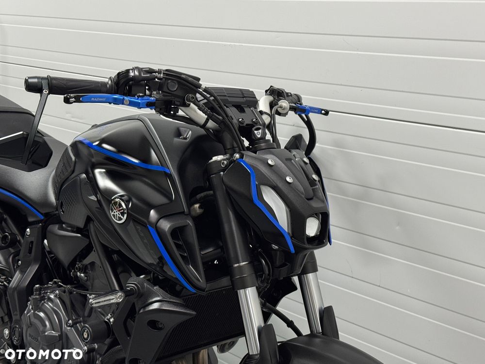Yamaha MT - 12