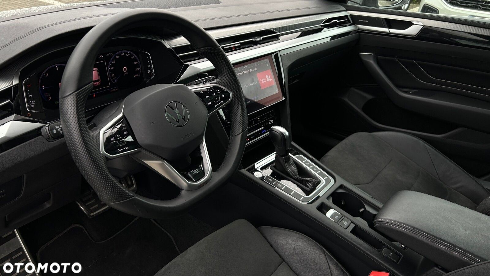 Volkswagen Arteon 2.0 TDI 4Motion R-Line DSG - 11