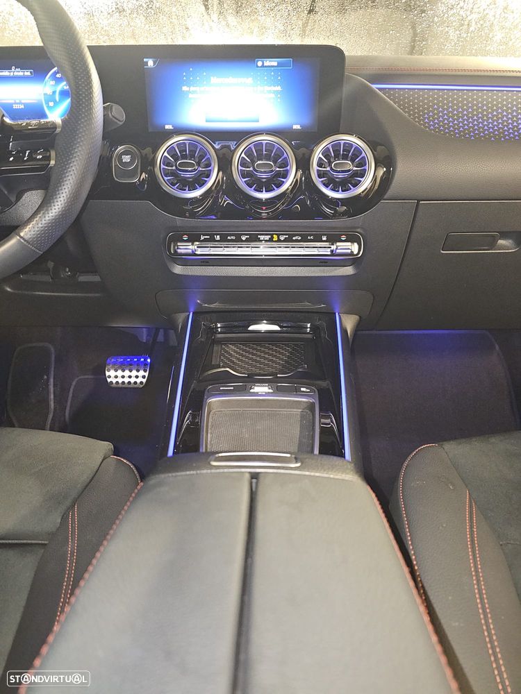 Mercedes-Benz EQA 350 4Matic AMG Line - 23