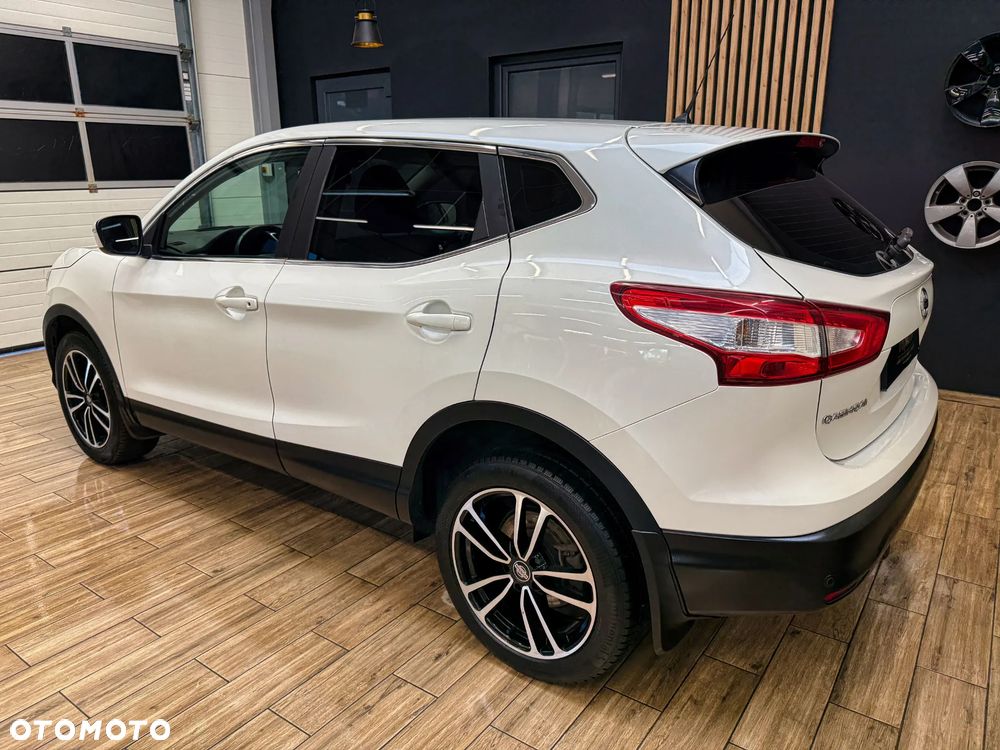 Nissan Qashqai 1.6 DIG-T N-Connecta - 10