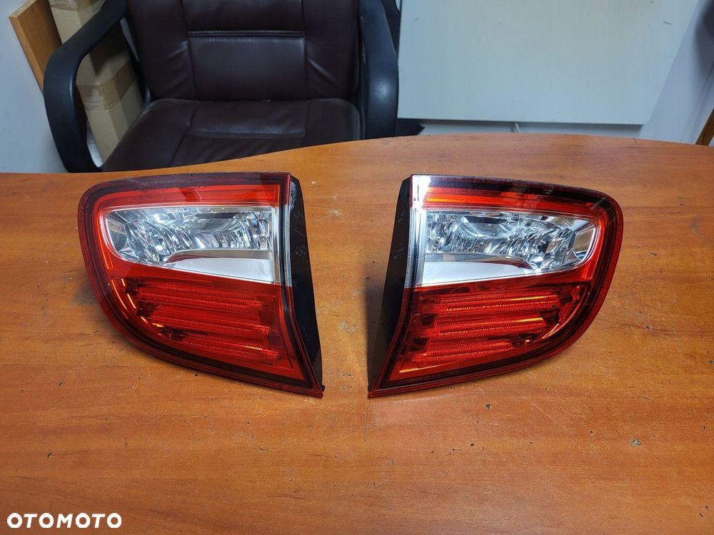 LAMPA TYLNA KLAPY CITRIEN C4 AIRCROSS PRAWA LEWA 132-37166 - 1