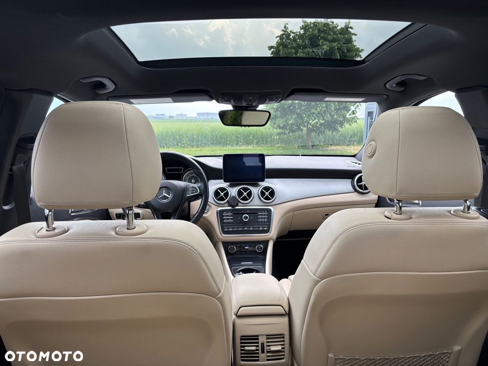 Mercedes-Benz GLA 250 4-Matic - 13
