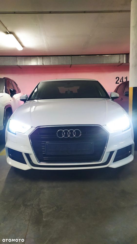 Audi A3 Limousine 35 TFSI S Line - 1