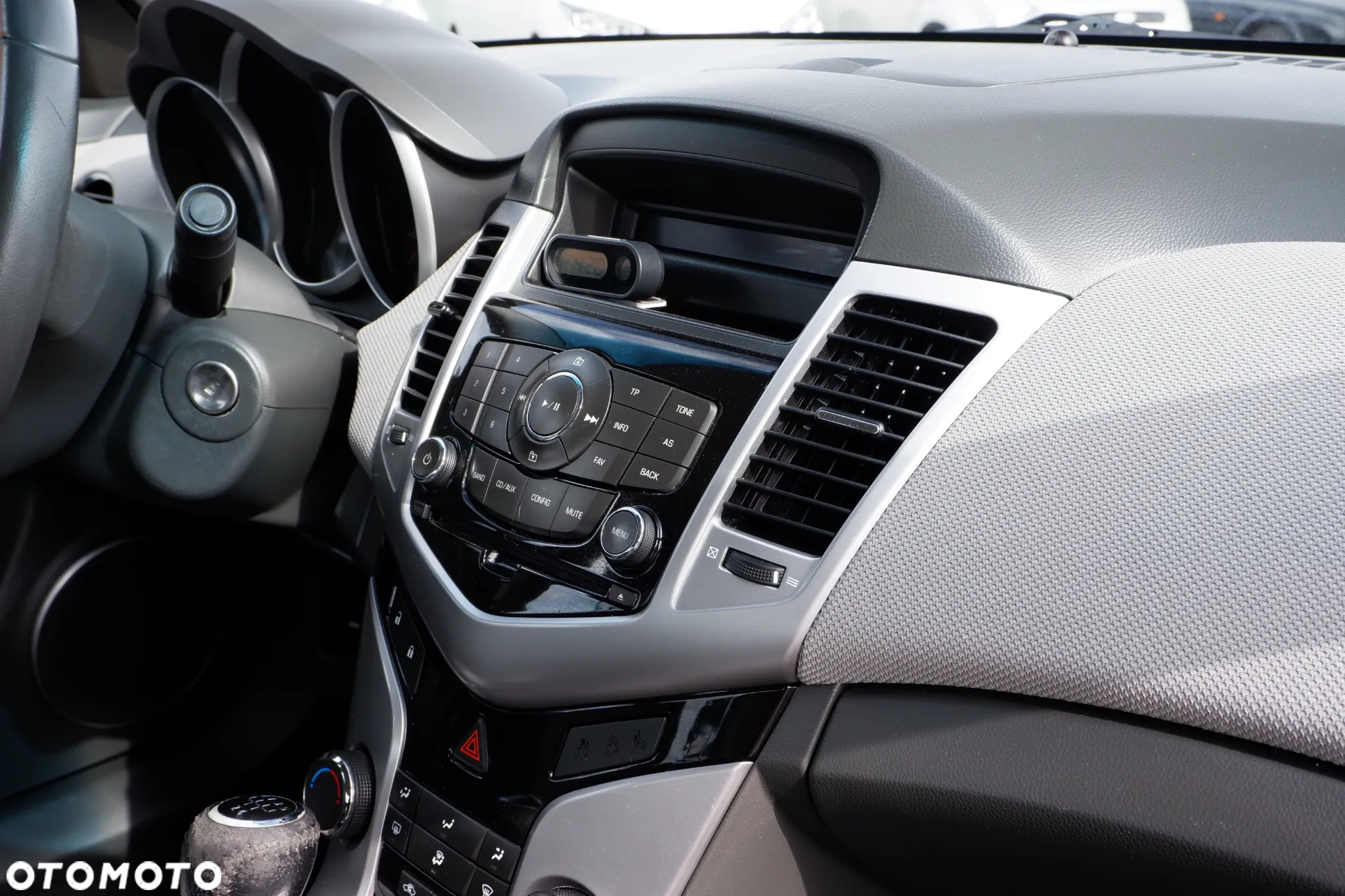 Chevrolet Cruze 1.6 LS - 6
