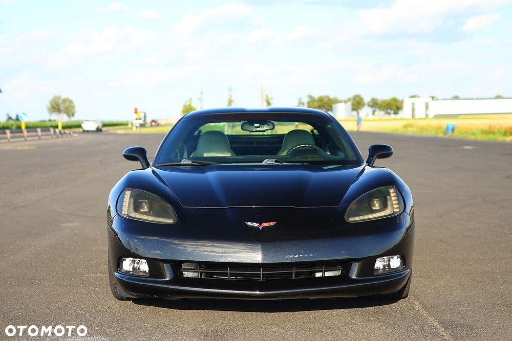 Chevrolet Corvette - 3