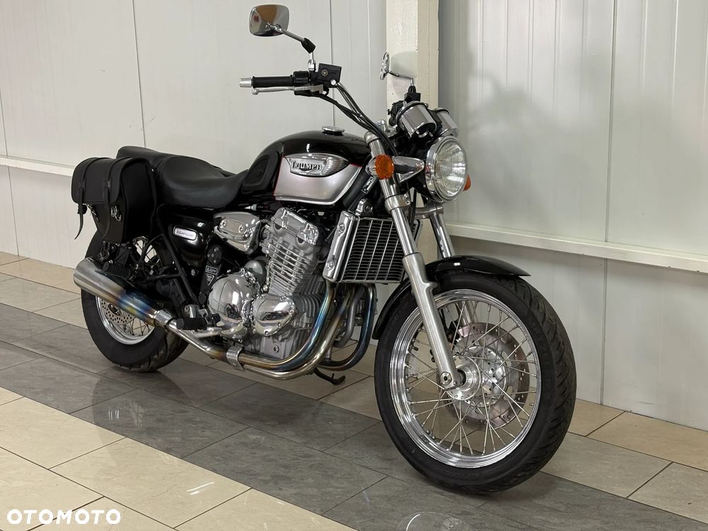 Triumph Adventurer - 4