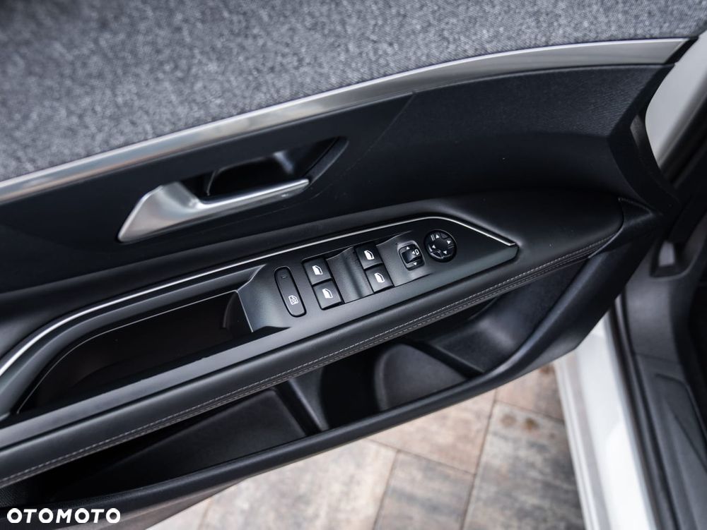 Peugeot 3008 PureTech 130 Stop & Start Allure - 25