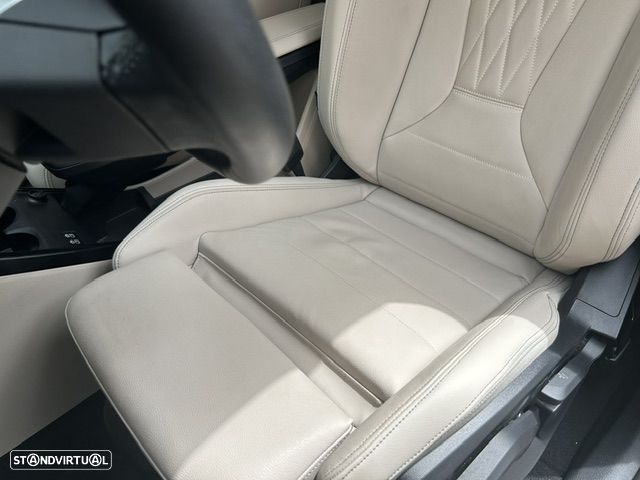 BMW X1 xDrive25e xLine - 28