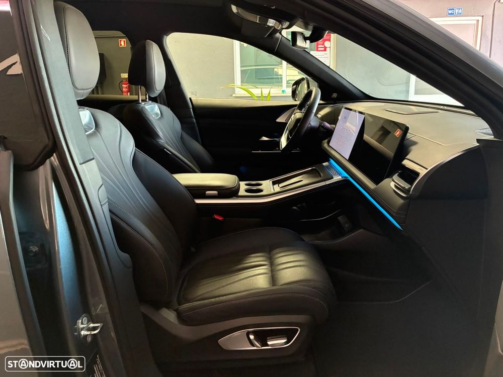 Xpeng G9 78.2 kWh Standard Range - 42