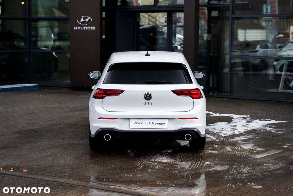 Volkswagen Golf - 15