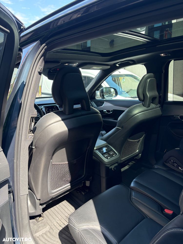 Volvo XC 90 Recharge T8 eAWD R-Design - 8