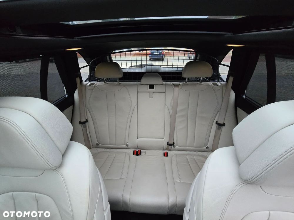 BMW X5 xDrive35i M Sport Edition - 36