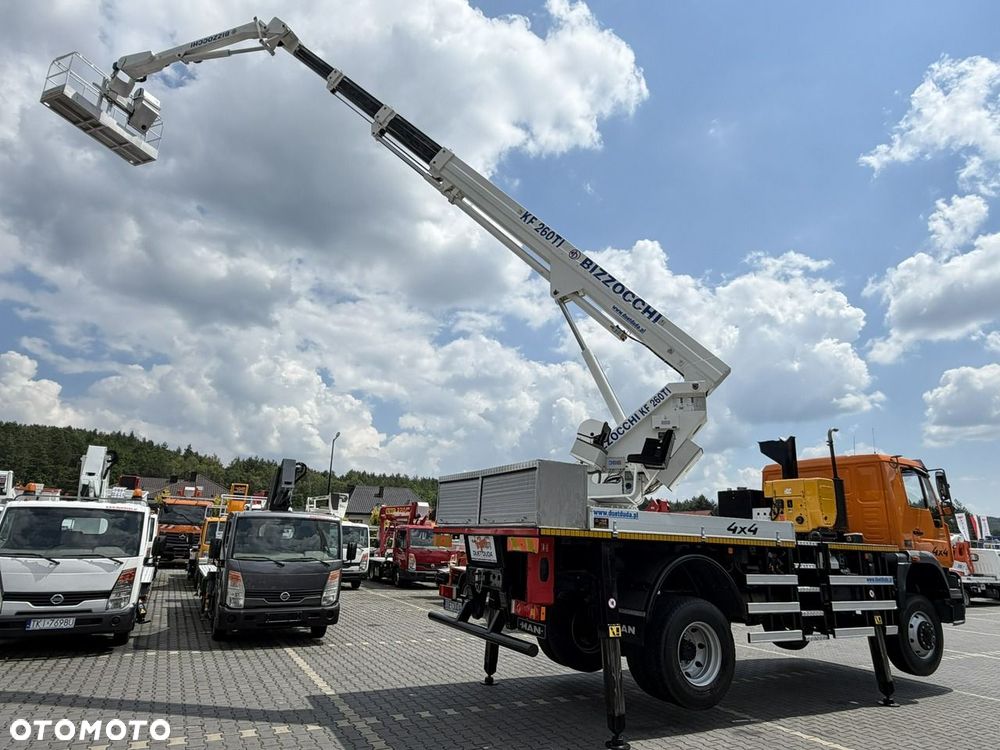 MAN LE 14.220B 4x4 Zwyżka Bizzocchi KF 260 Podnośnik Koszowy - 20