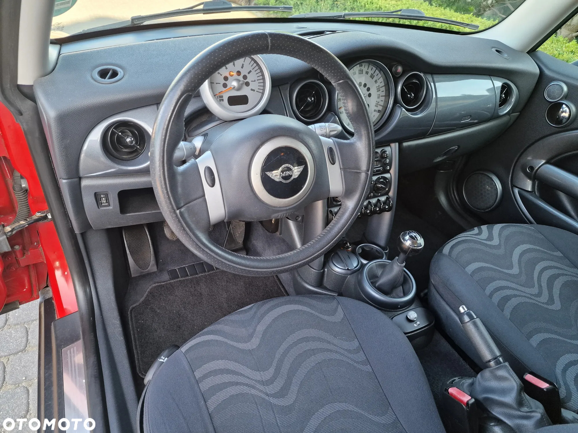 MINI ONE Standard - 21