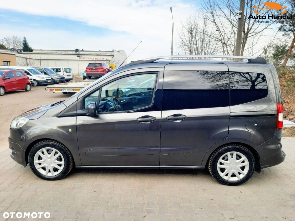 Ford Tourneo Courier - 10