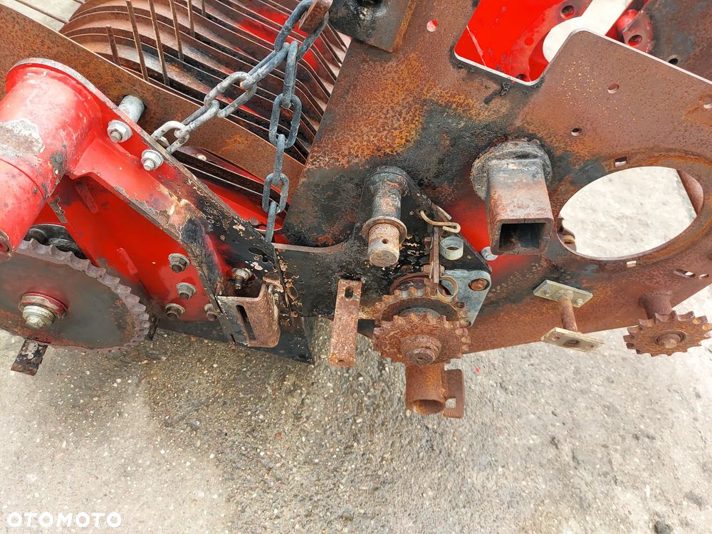 Podbieracz 1741520105 prasa Lely Welger RP545 - 4