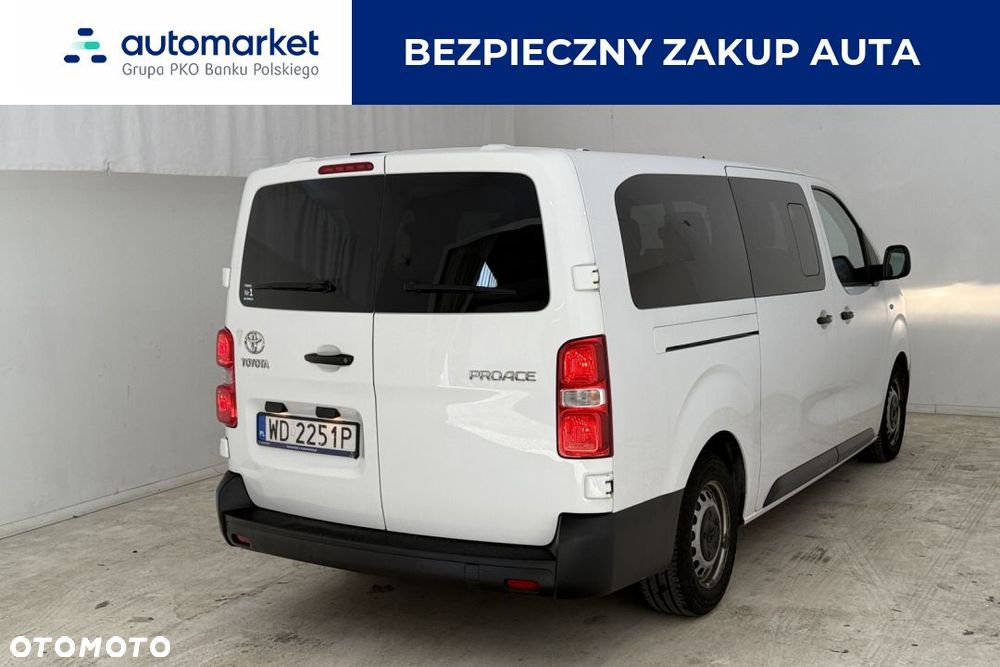 Toyota ProAce Kombi 2.0 D-4D Long 2,8t - 4