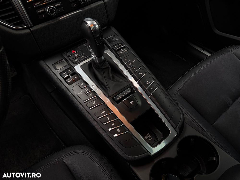 Porsche Macan 3.0 PDK S - 12