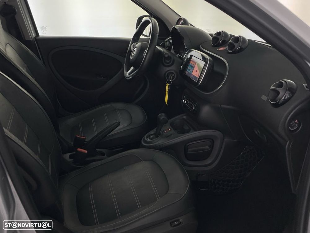 Smart ForFour EQ - 19