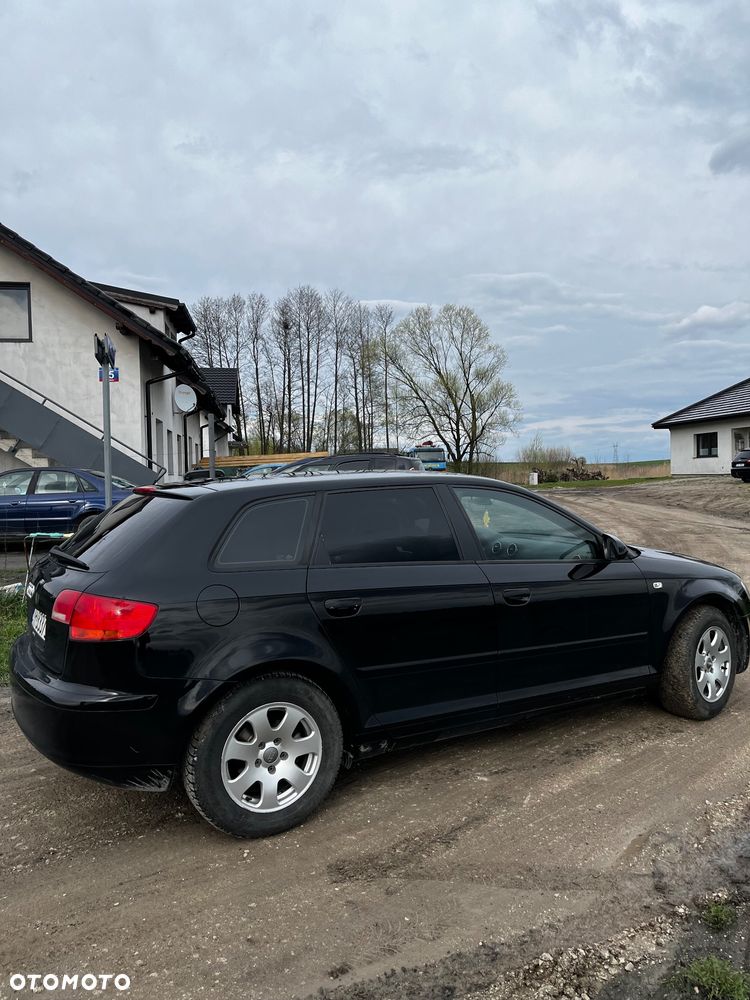 Audi A3 Sportback 1.9 TDI DPF e - 6