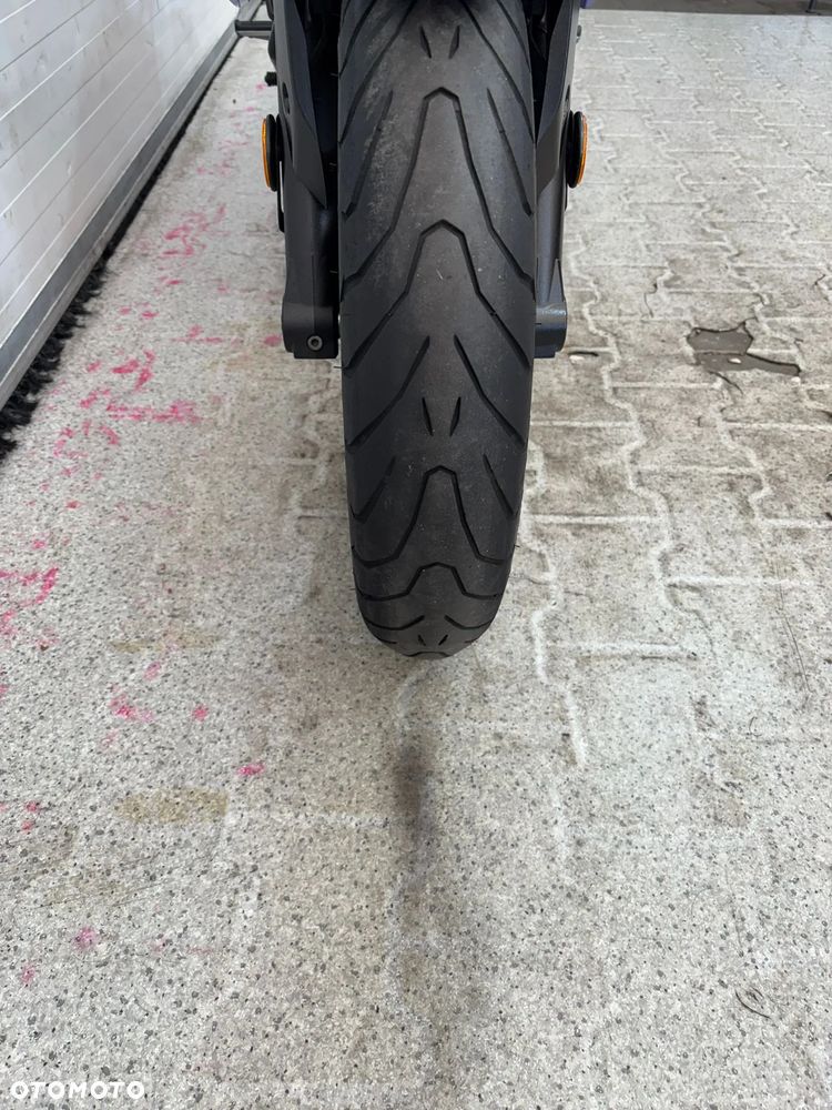 Yamaha MT - 23