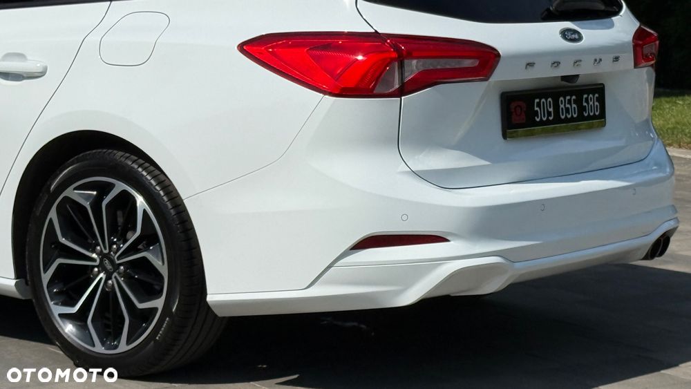 Ford Focus 1.5 EcoBlue Start-Stopp-System ST-LINE DESIGN - 36