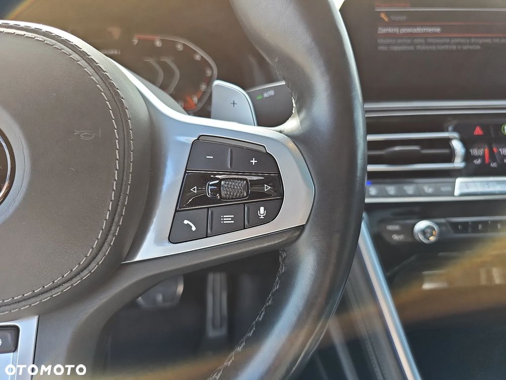 BMW Seria 8 M850i xDrive - 18