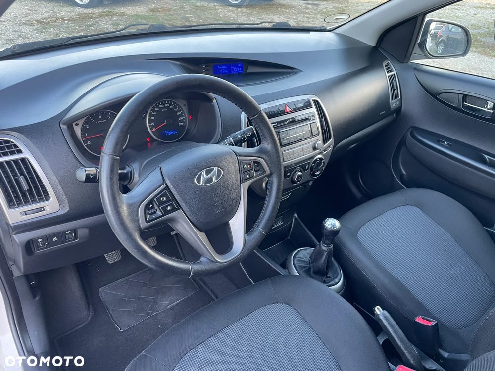 Hyundai i20 1.25 Style - 11