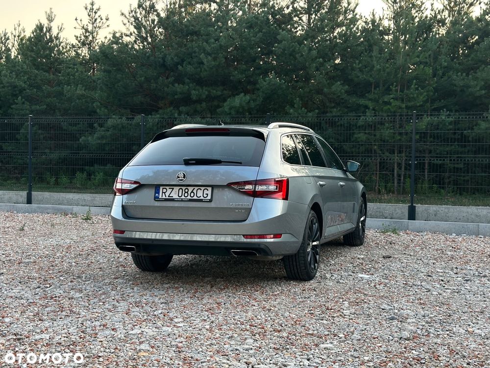 Skoda Superb 2.0 TSI 4x4 DSG Style - 38