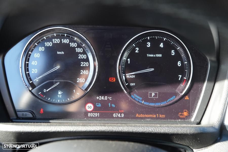 BMW X1 25 e xDrive Corporate Edition - 17