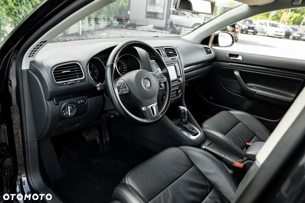 Volkswagen Golf 1.6 TDI DPF DSG Highline - 16