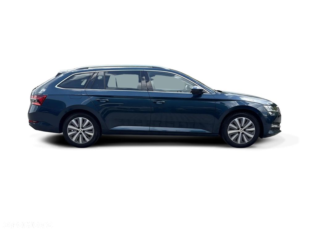 Skoda Superb 2.0 TDI SCR Style DSG - 8