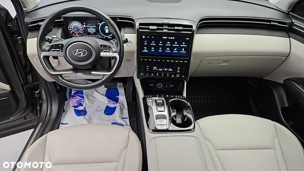Hyundai Tucson - 13
