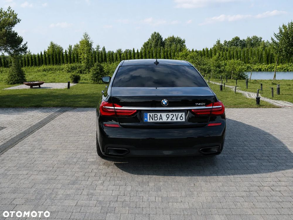 BMW Seria 7 740Li - 4