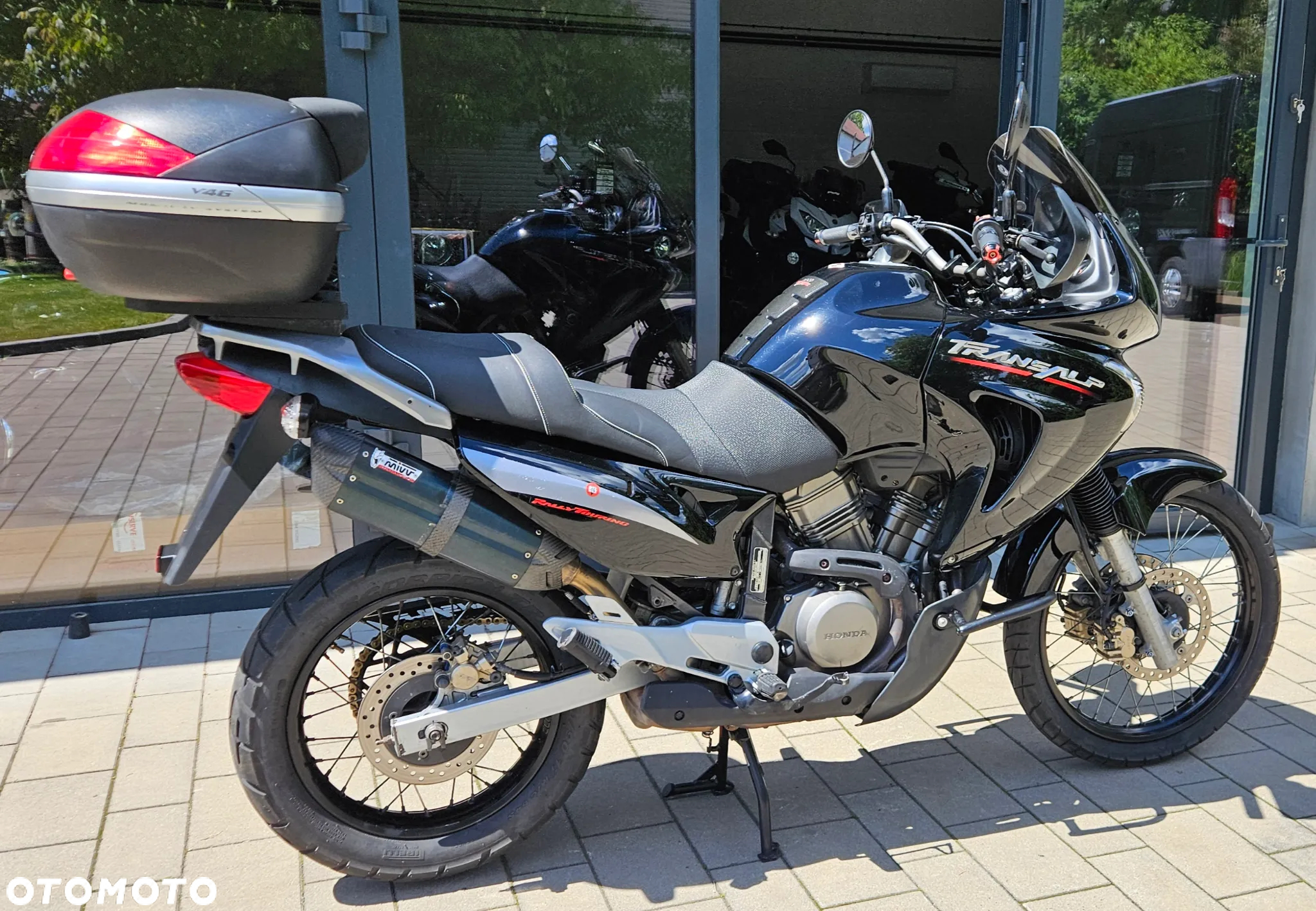 Honda Transalp - 11
