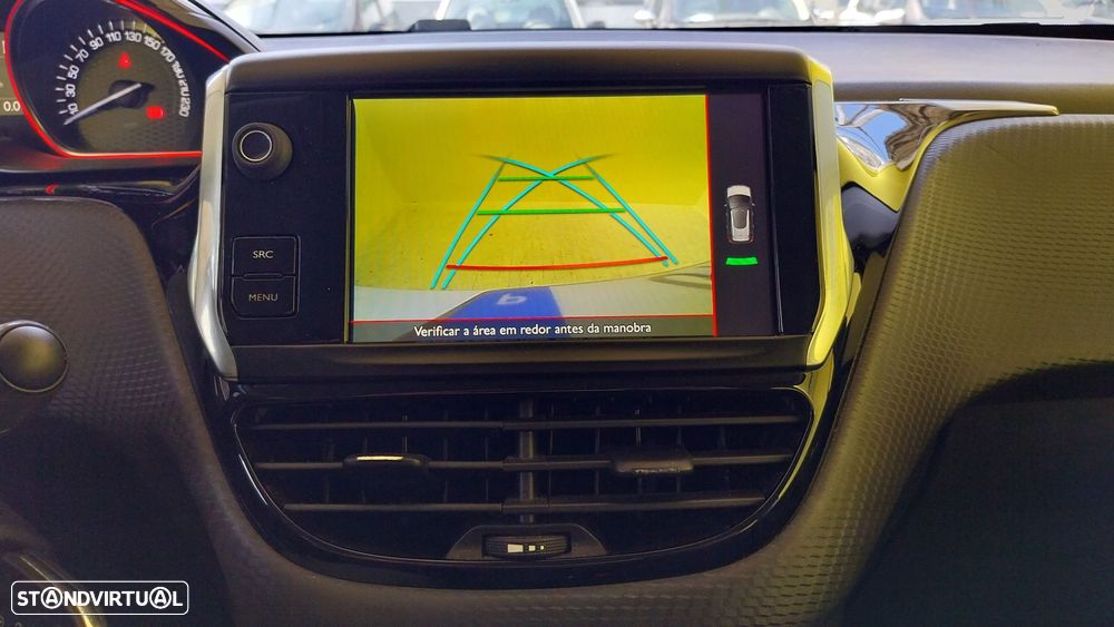 Peugeot 2008 1.2 PureTech GT Line EAT6 - 11