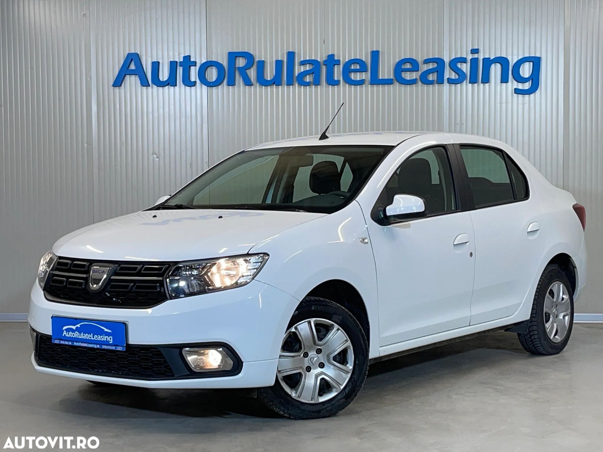Dacia Logan 1.5 Blue dCi Laureate - 1