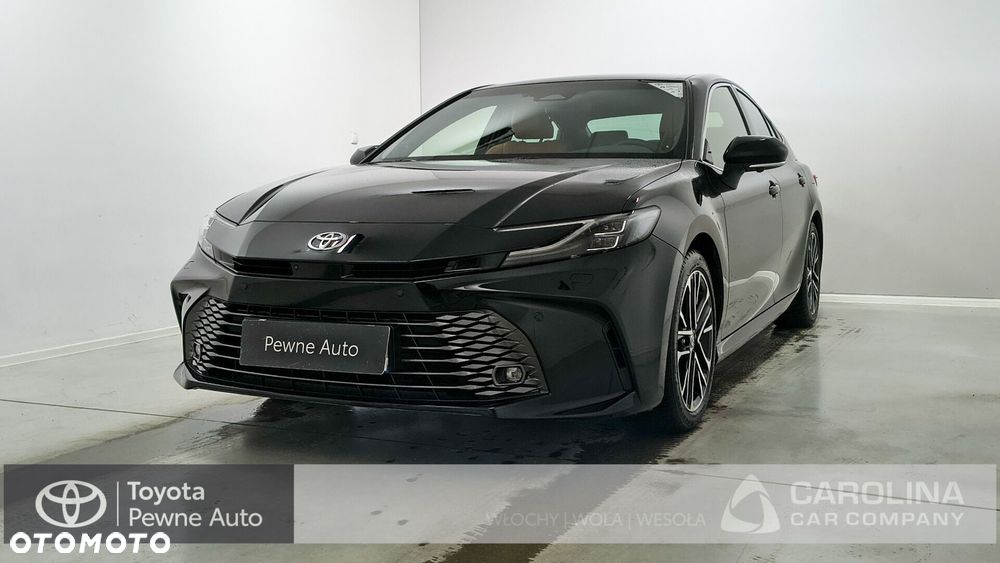 Toyota Camry - 2