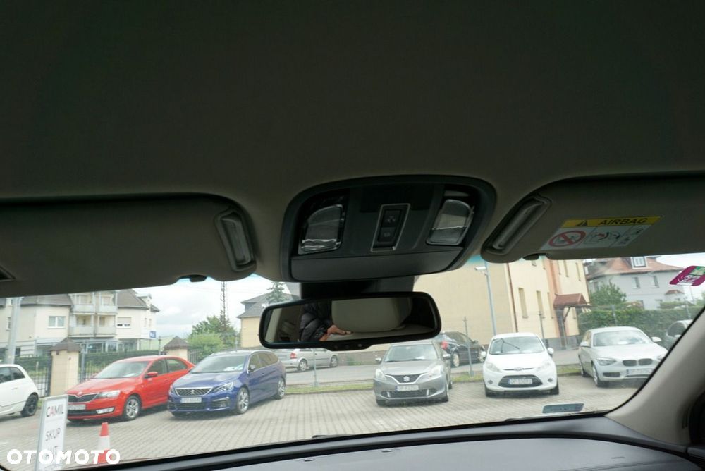 Kia Sorento - 16