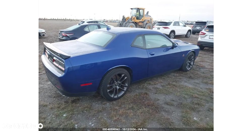 Dodge Challenger - 29