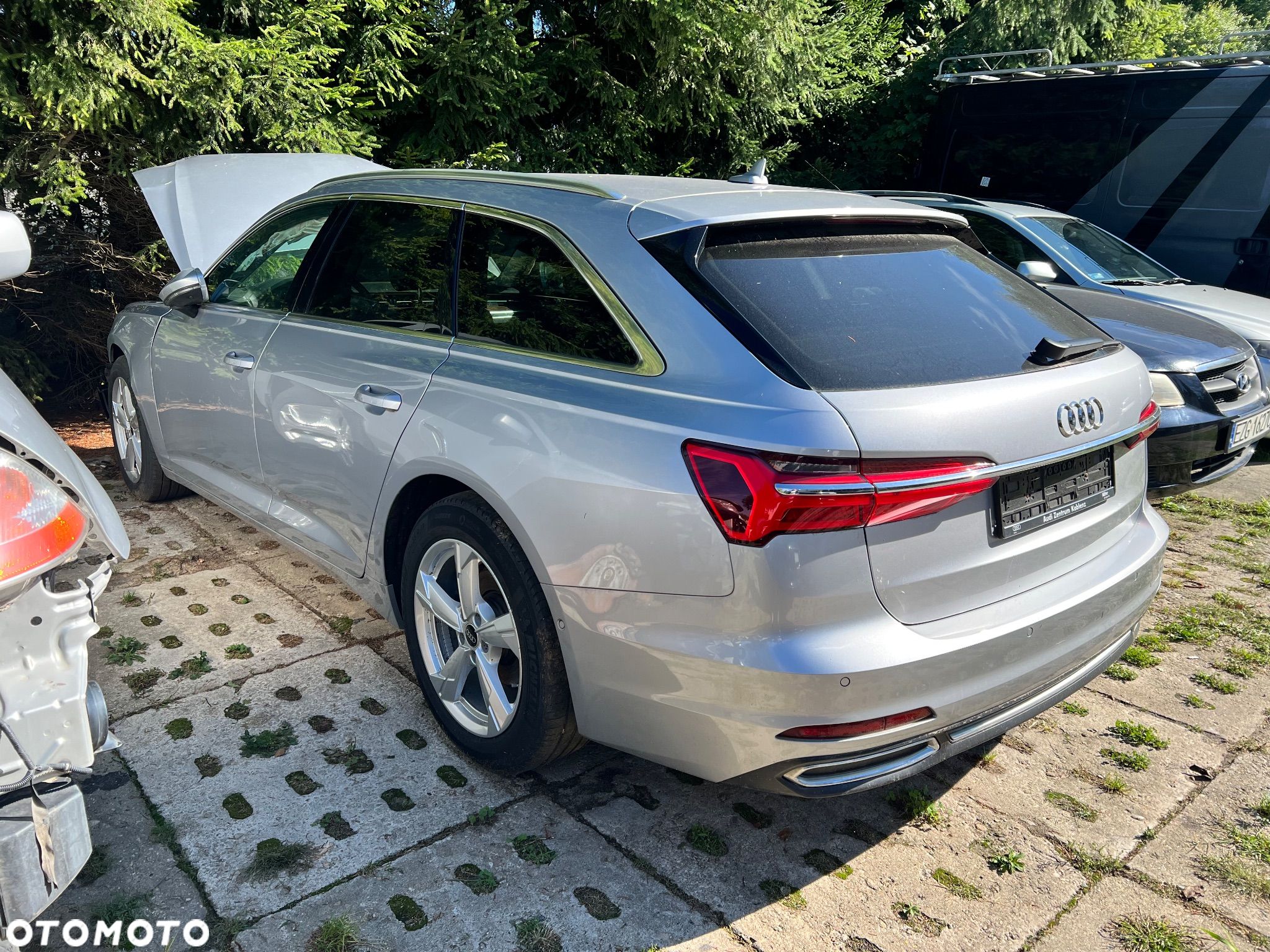 Audi A6 Avant - 1