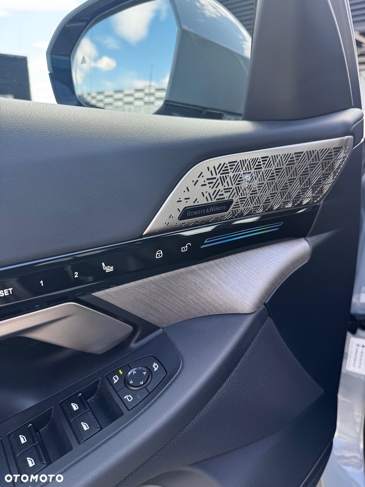 BMW Seria 5 520d xDrive mHEV - 9